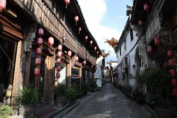 《云顶之弈》合装备方法介绍